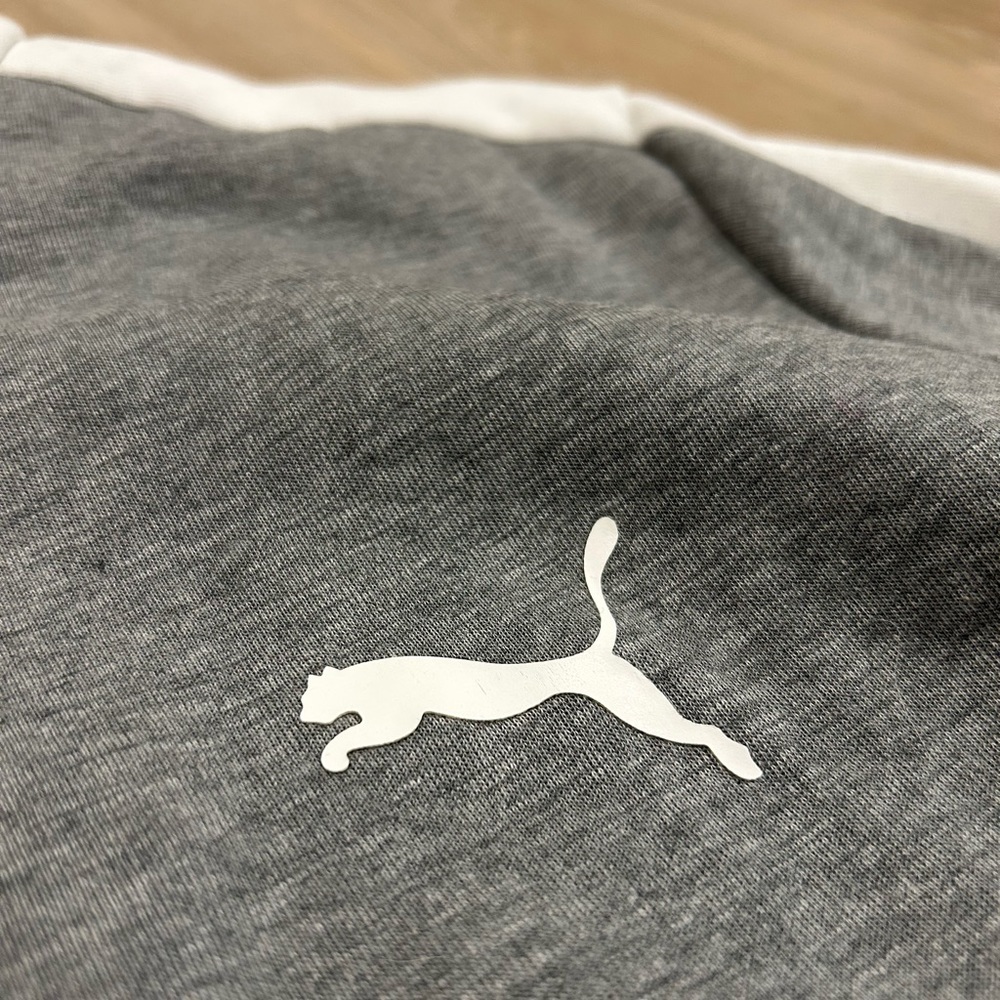 Puma Full-Zip - Picture 2 of 5